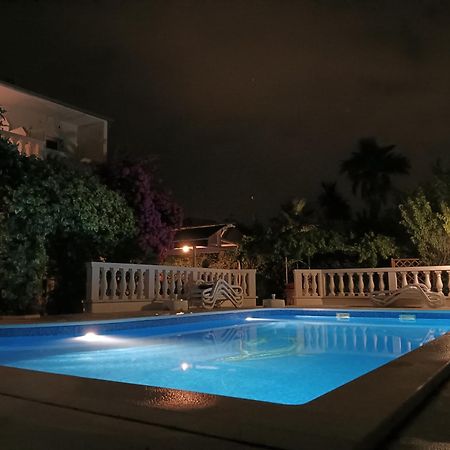 Villa Aspalathos Kaštela Kültér fotó